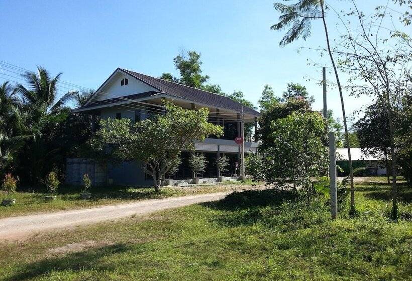 پانسیون Water S House