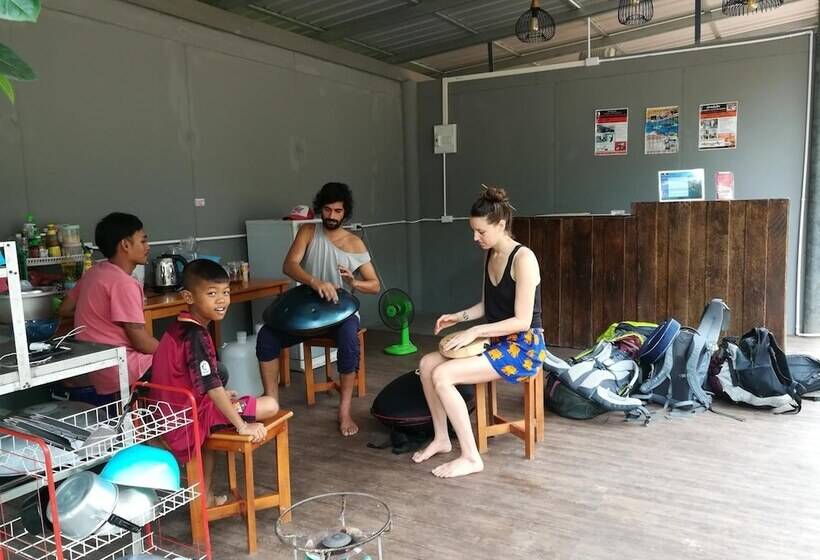 پانسیون Water S House