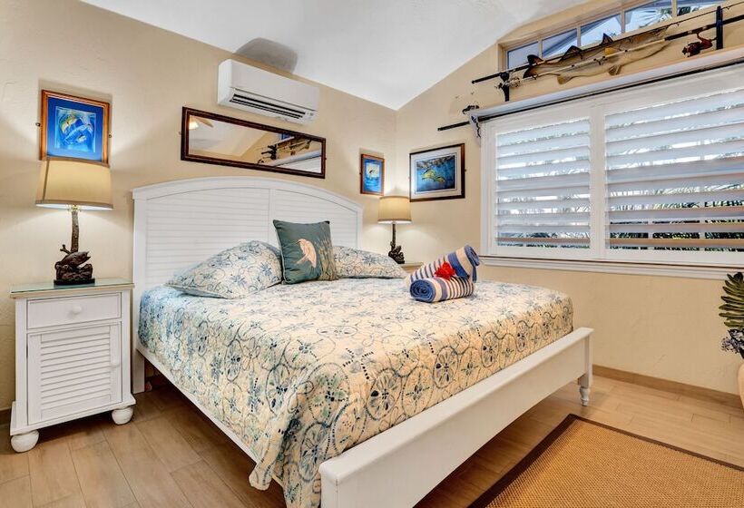 Otel Island Bay Resort