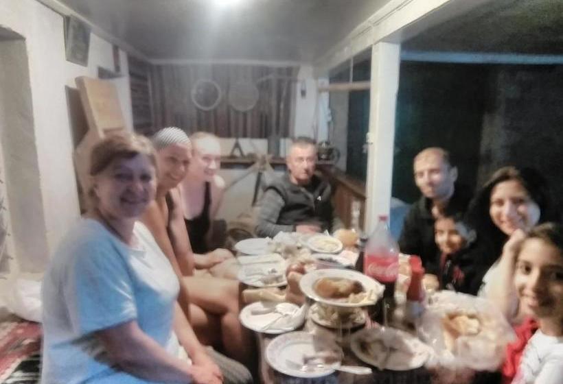 پانسیون Artush & Donaras B&b