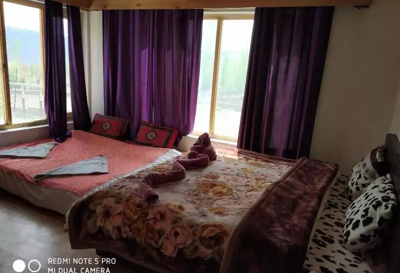 Majatalo The Morning Sky