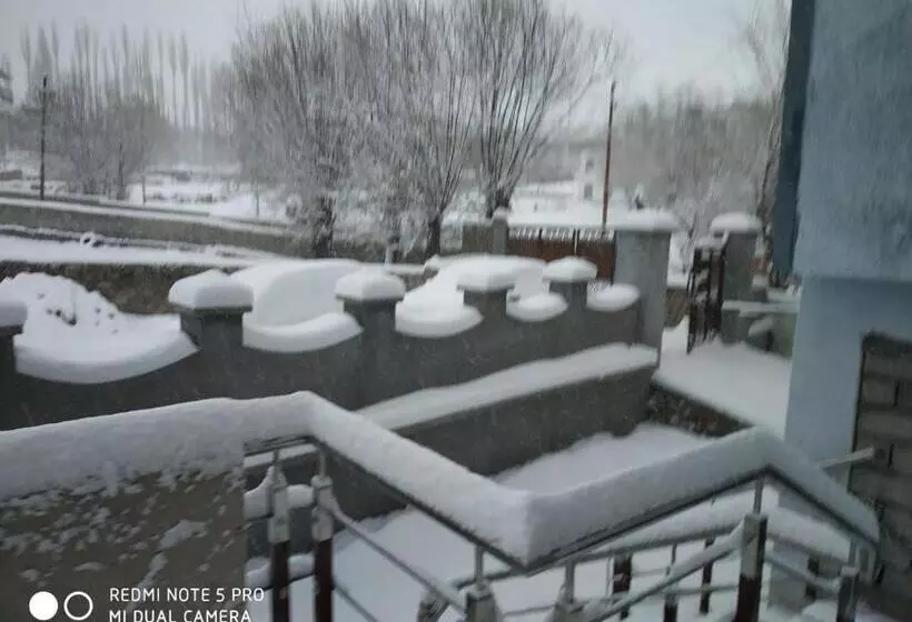 Majatalo The Morning Sky