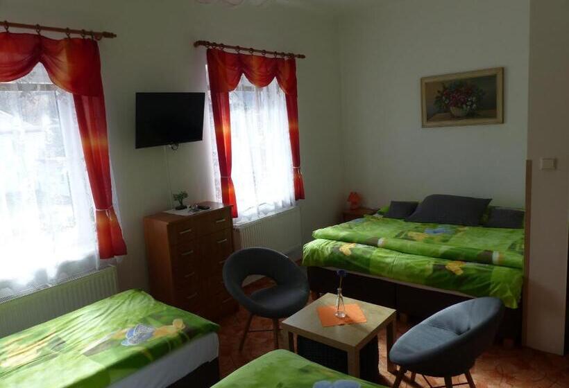 ペンション Villa Plischke