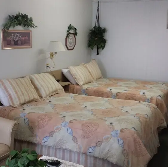 Royals Inn Motel