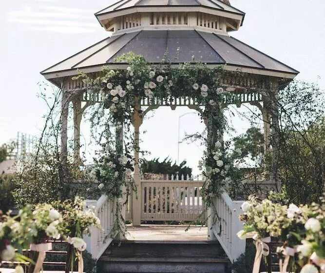 Aamiaismajoitus (B&B) Cass House Cayucos