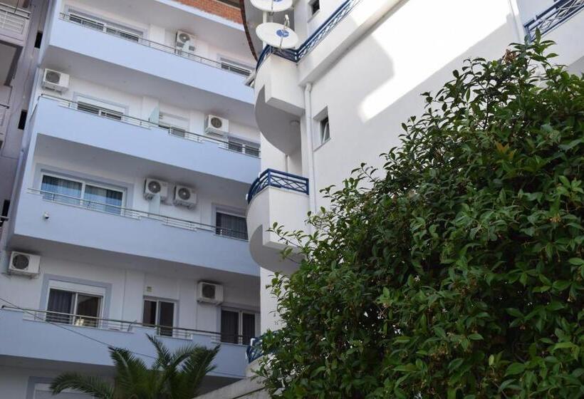 پانسیون Elena