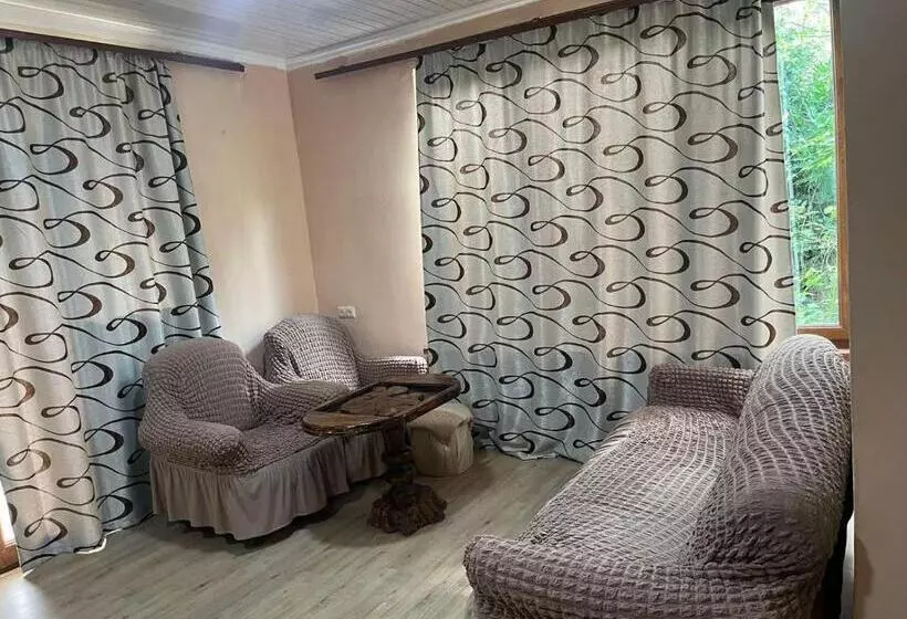 پانسیون Guest House Eco Oldijevan