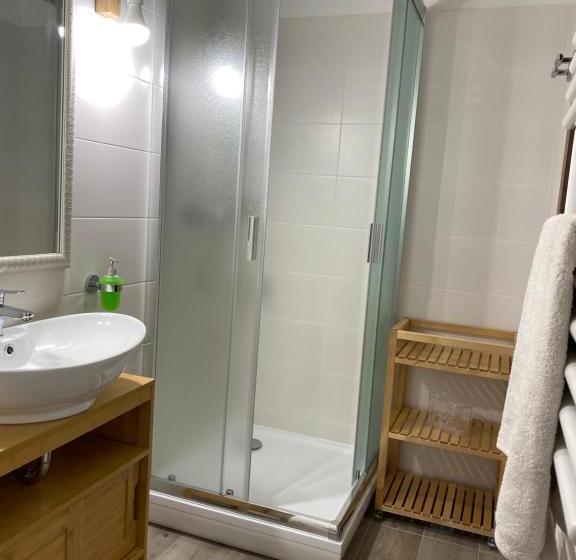 פנסיון Helga Vendégház