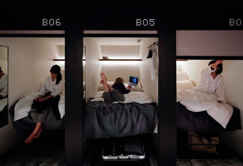 فنادق الكبسولة The Millennials Kyoto