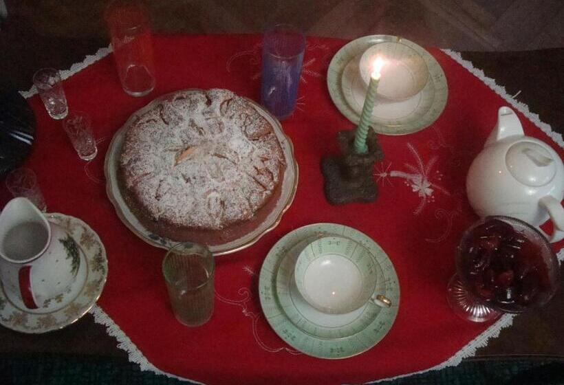 پانسیون Guest House Ucha