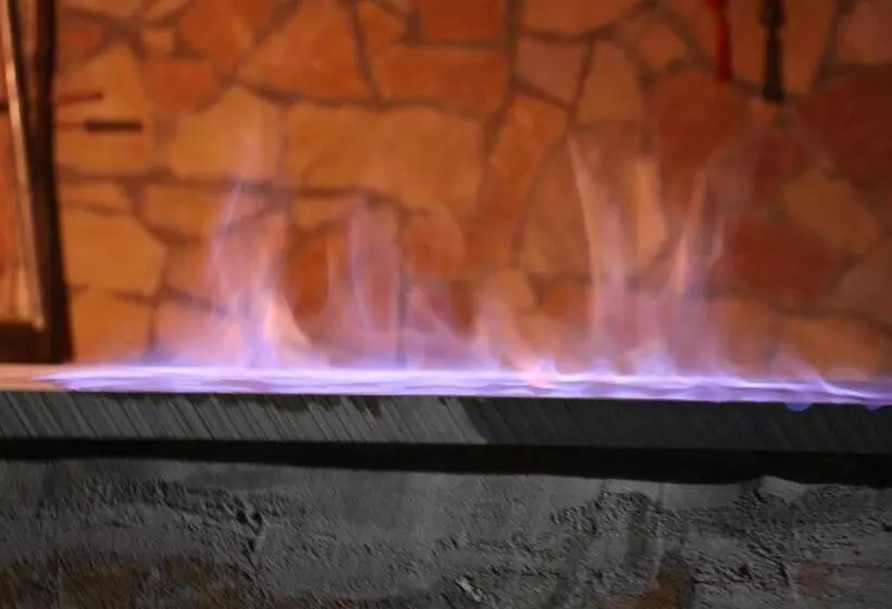 پانسیون Guest House Ucha