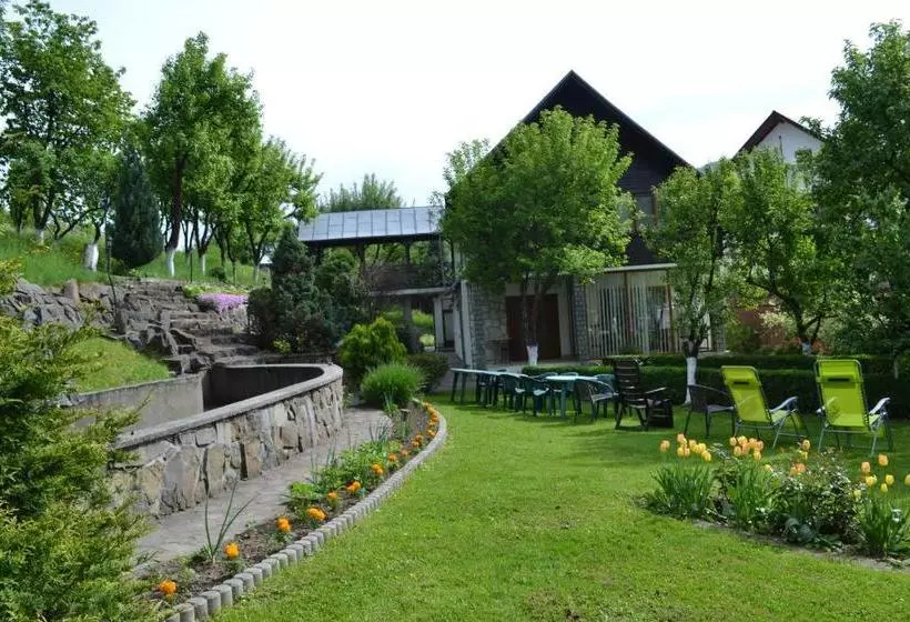 پانسیون Casa Bota