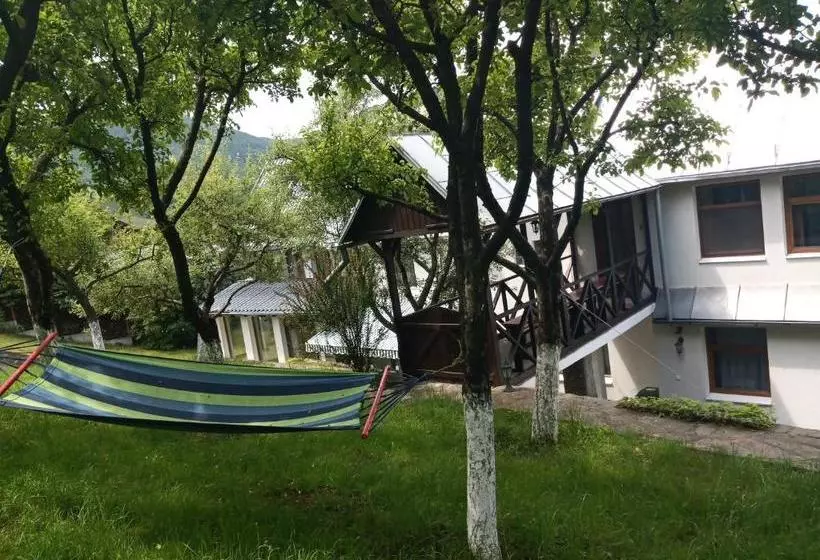 پانسیون Casa Bota