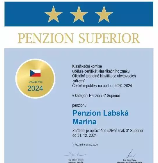Majatalo Penzion Labska Marina