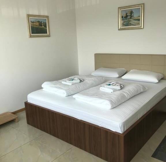 پانسیون Guest House Agropapuk