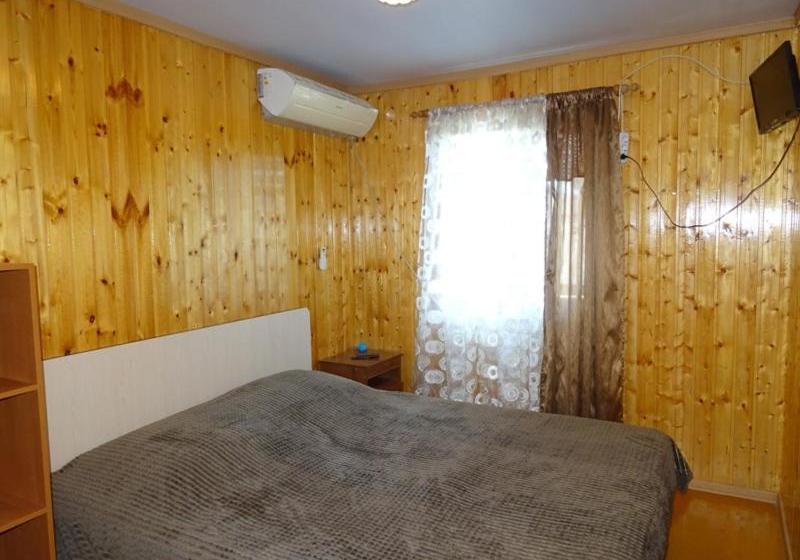 پانسیون Guesthouse On Zheleznodorozhnaya