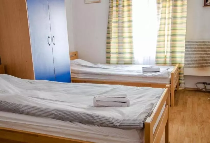 پانسیون Guesthouse Unique