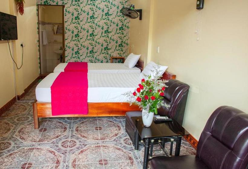 پانسیون Sunday Hostel