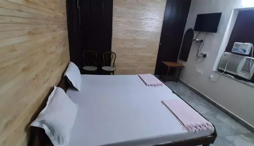 ペンション Gokul Guest House