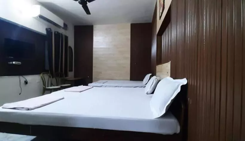 ペンション Gokul Guest House