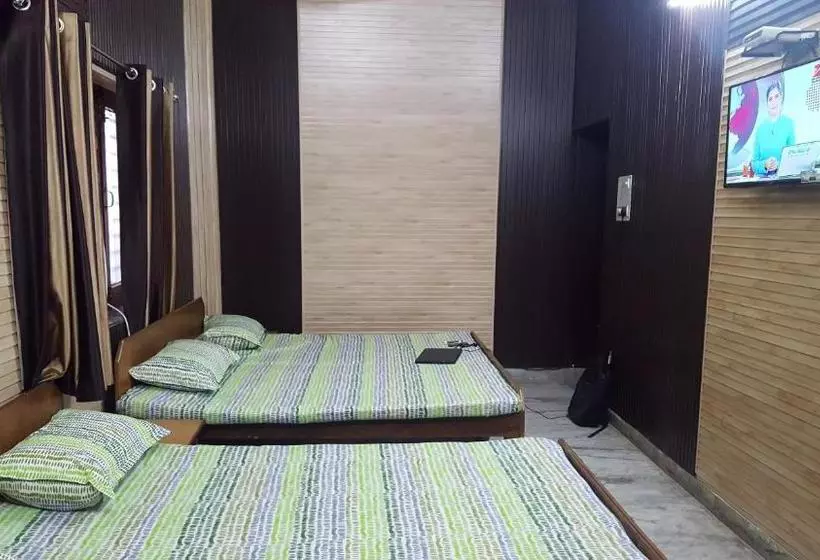 ペンション Gokul Guest House