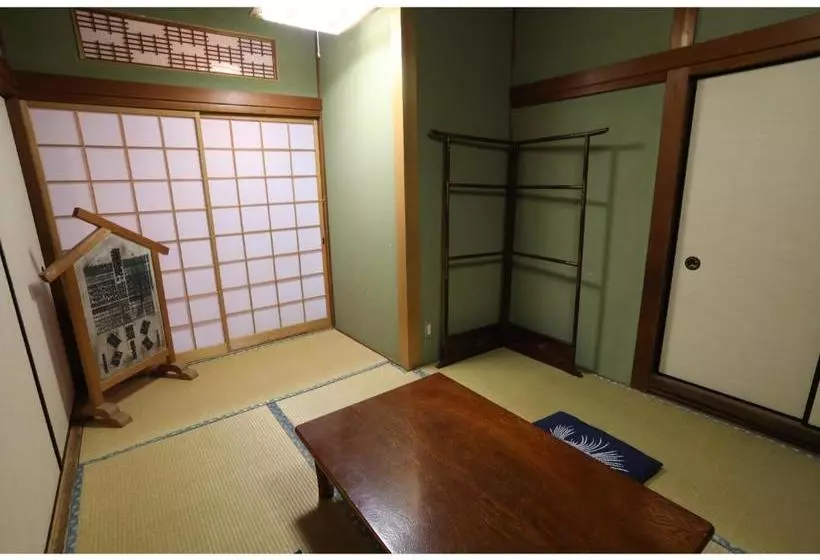 ペンション Guesthouse Hikari