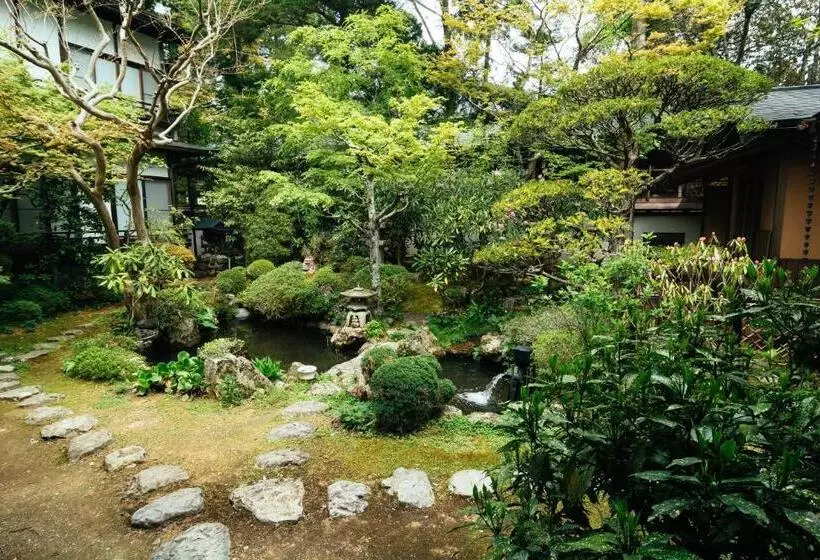 ペンション 高野山 宿坊 増福院  Koyasan Shukubo Zofukuin