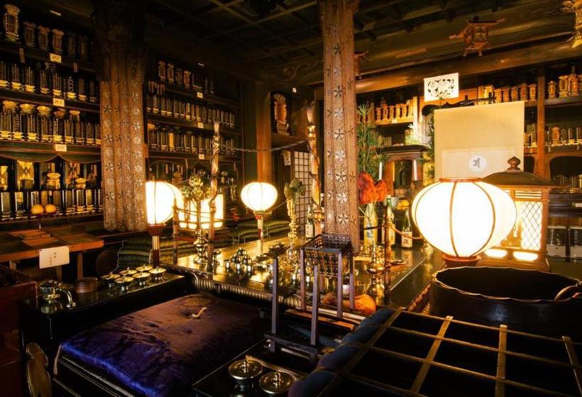 بنسيون 高野山 宿坊 増福院  Koyasan Shukubo Zofukuin