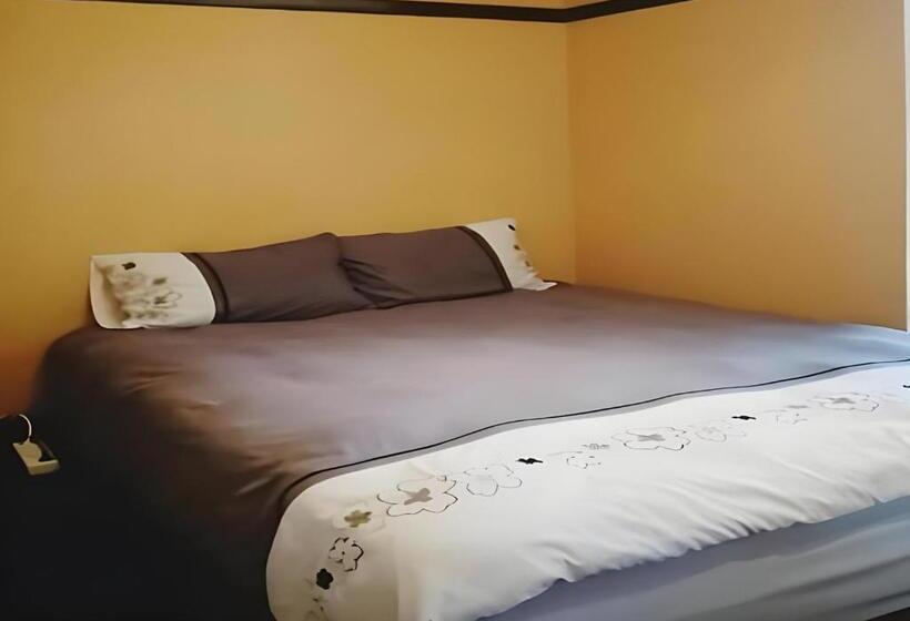 פנסיון Kzn Park View Guest House