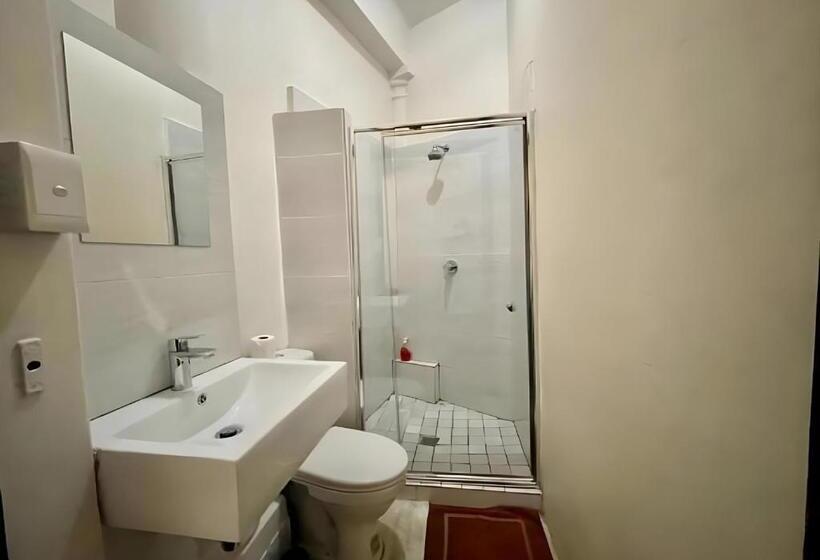 פנסיון Kzn Park View Guest House