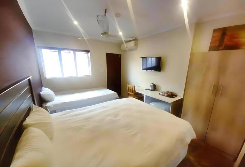 פנסיון Kzn Park View Guest House