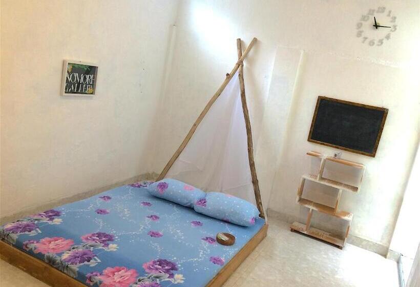 פנסיון Nomore Gallery And Guesthouse