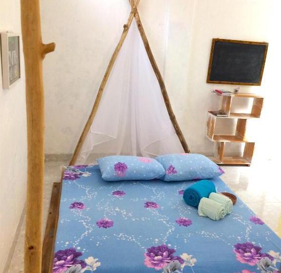 פנסיון Nomore Gallery And Guesthouse