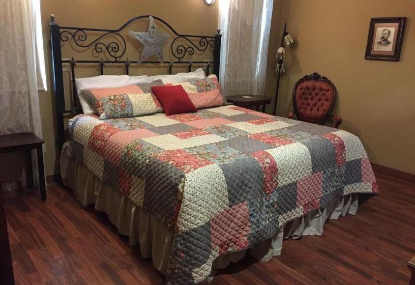 Virgil's Corner B & B