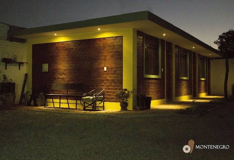 فندق صغير Hospedaje Montenegro