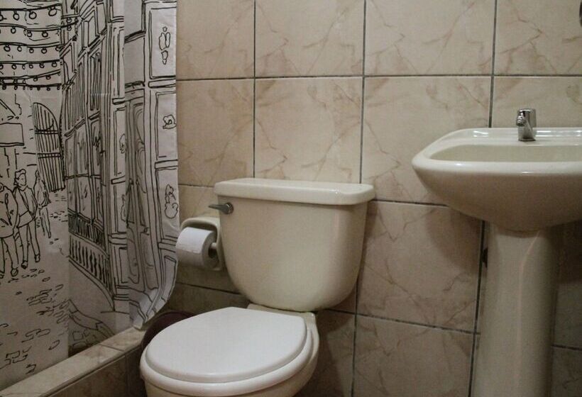 فندق صغير Hospedaje Montenegro