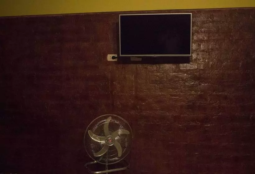 هاستل Hospedaje Montenegro