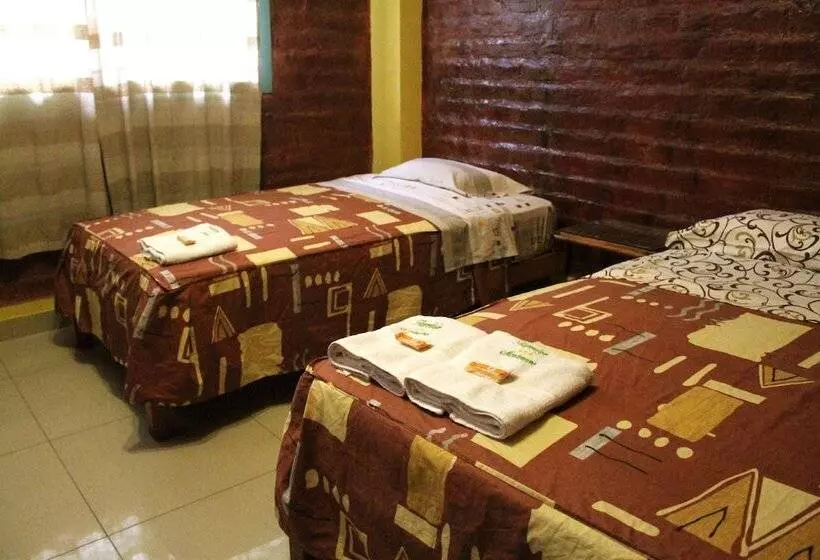 هاستل Hospedaje Montenegro