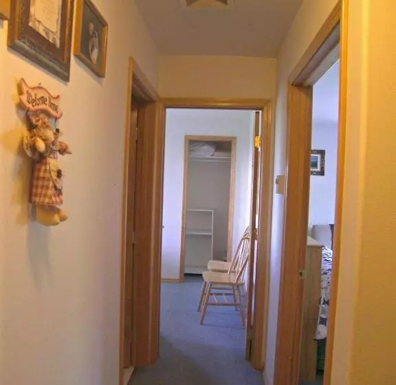Grace And Bill's Freedom Hills B&b