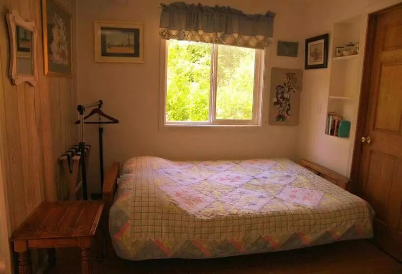 Grace And Bill's Freedom Hills B&b