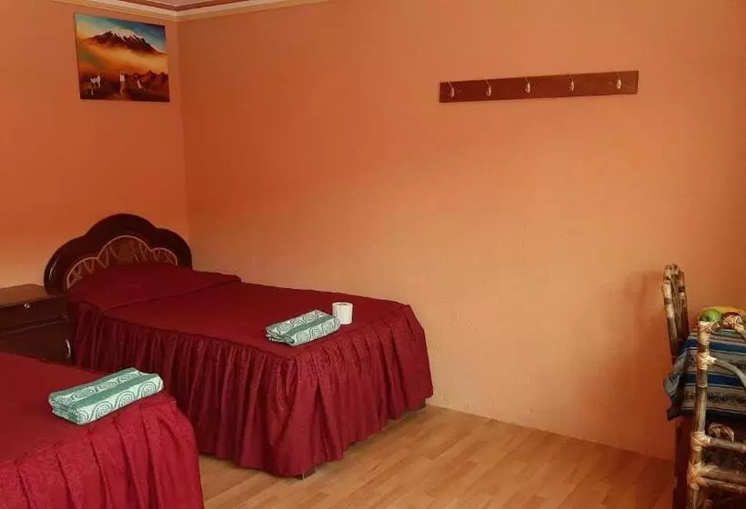 پانسیون Hostal Restauran Flor De Mi Tierra