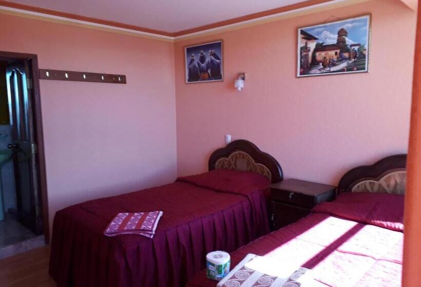 پانسیون Hostal Restauran Flor De Mi Tierra