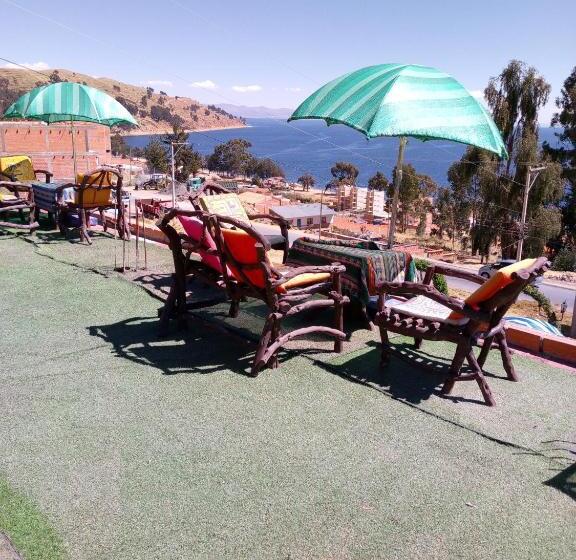 پانسیون Hostal Restauran Flor De Mi Tierra