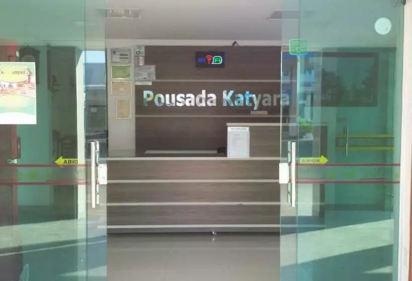 ペンション Pousada Katyara