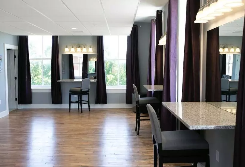 ユースホステル The Inn At Belvoir Winery