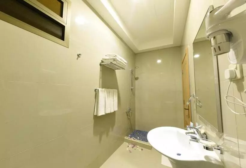 Fiori Hotel Suites