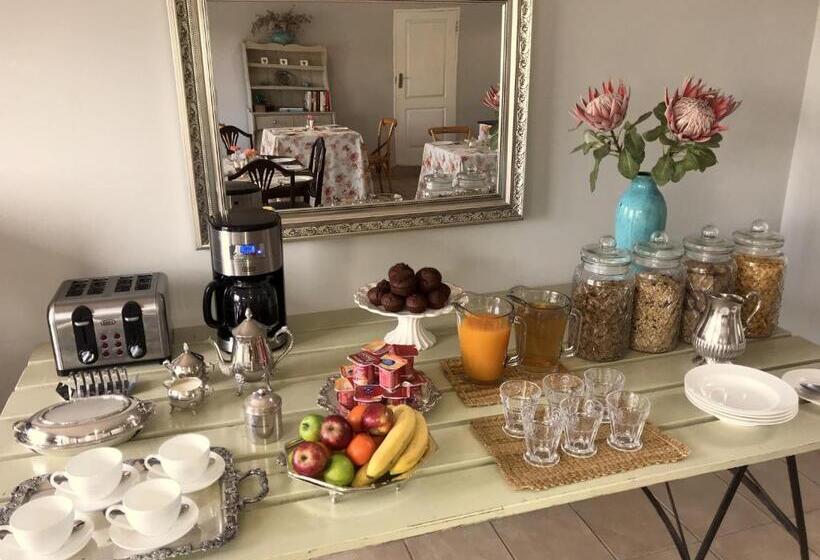 بنسيون A Kings View