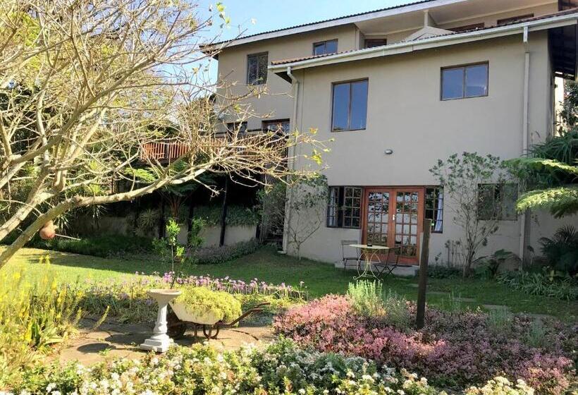 بنسيون A Kings View