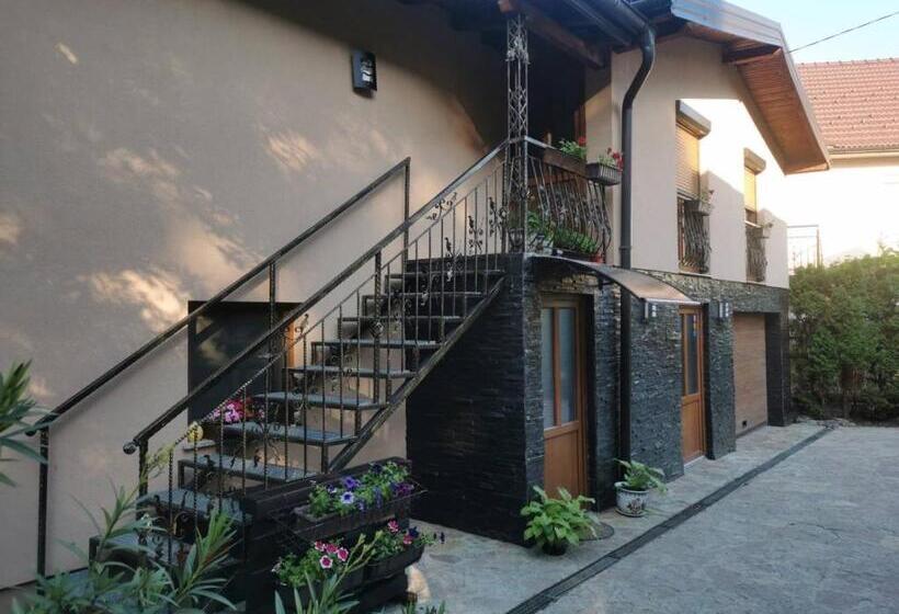 پانسیون House Leyla