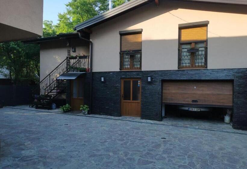 پانسیون House Leyla